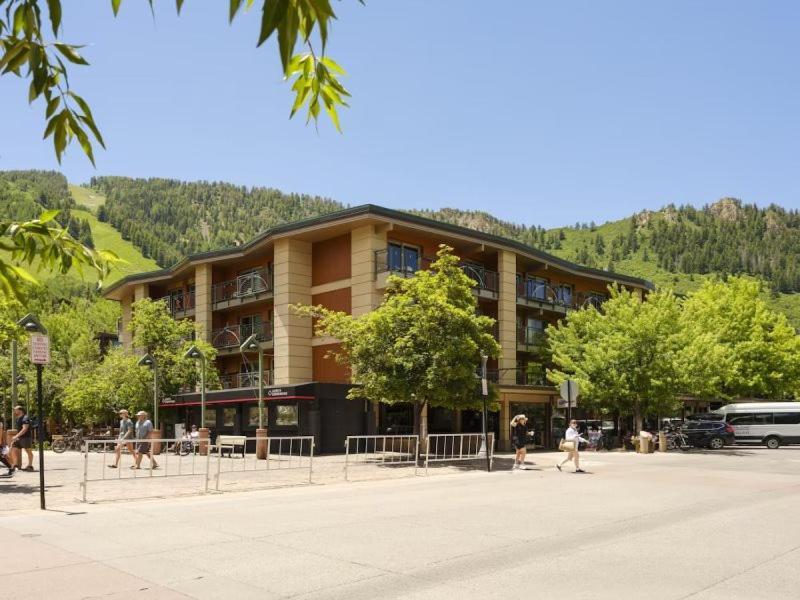 Apartment 3 Bedroom Gold-rated At The Base Of Mountain